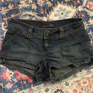 Y2K grunge, Aeropostale denim shorts, low waist